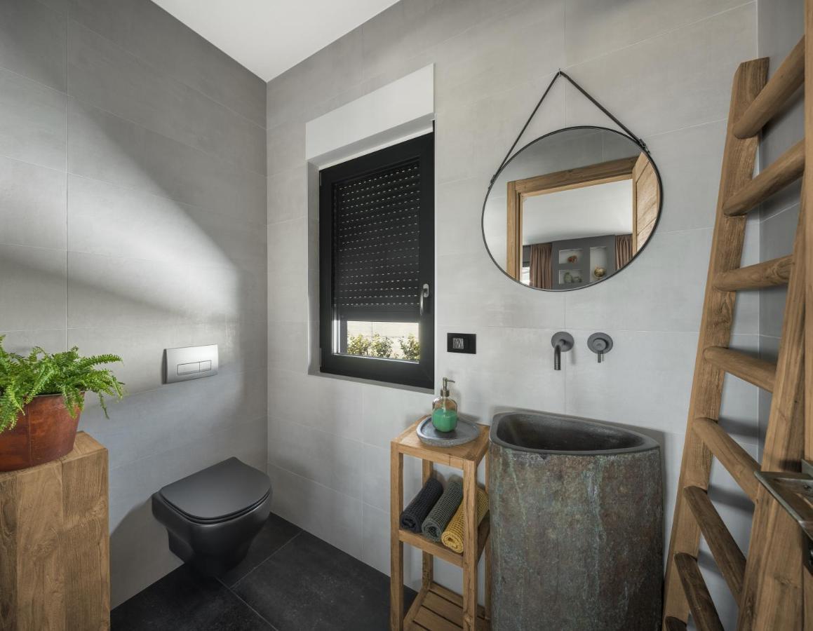 Villa Merapi Sveti Lovreč Pazenatički Extérieur photo